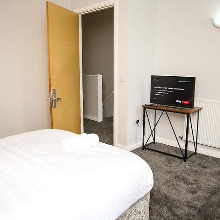 Crystal Home Μάντσεστερ Εξωτερικό φωτογραφία